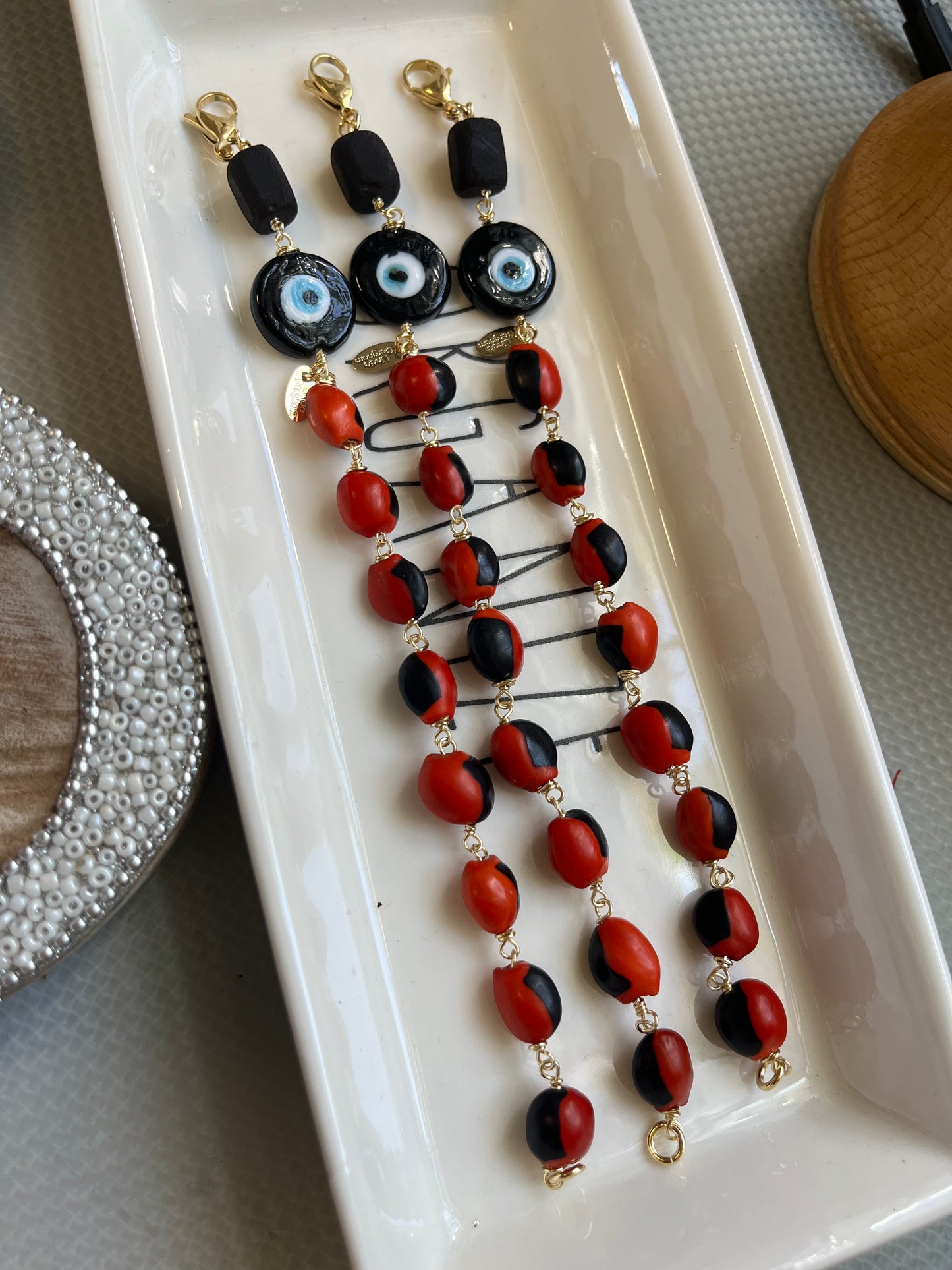 Pulsera de Peonias Beirut