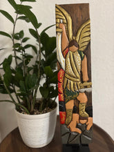 Load image into Gallery viewer, Retablo San Miguel arcangel