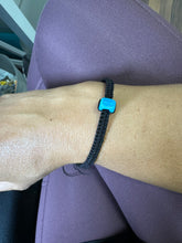 Load image into Gallery viewer, Pulsera ajustable tejida con tuerca Turca