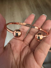 Load image into Gallery viewer, Pulsera de cobre one