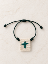 Load image into Gallery viewer, Pulsera Abrazo de Fe