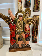Load image into Gallery viewer, San Miguel Arcangel grande