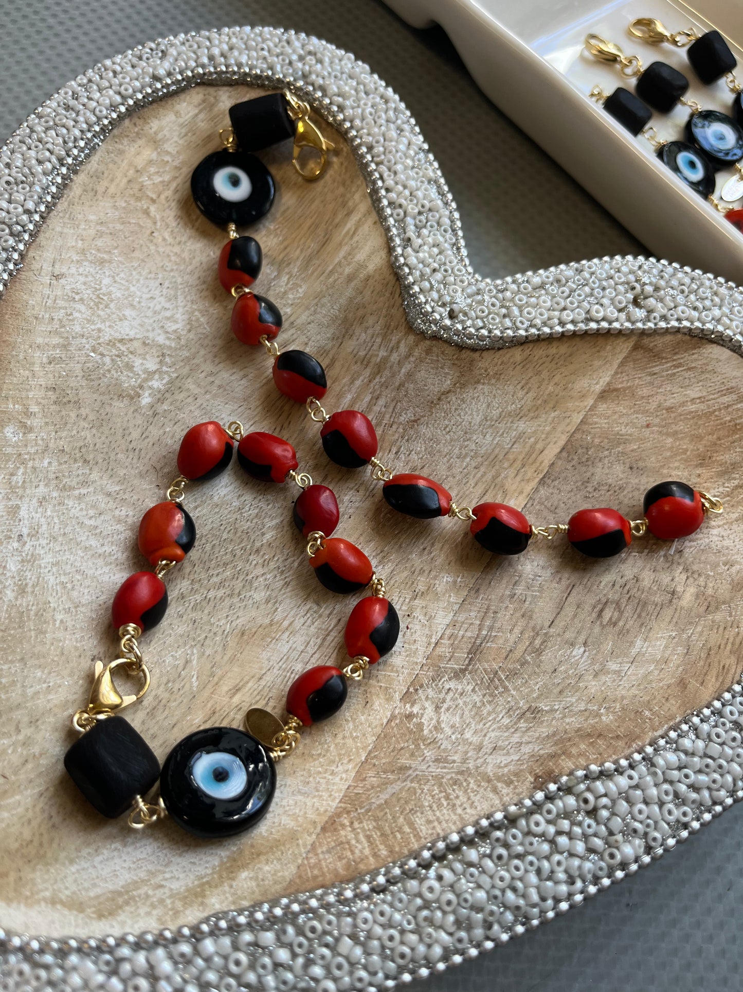 Pulsera de Peonias Beirut
